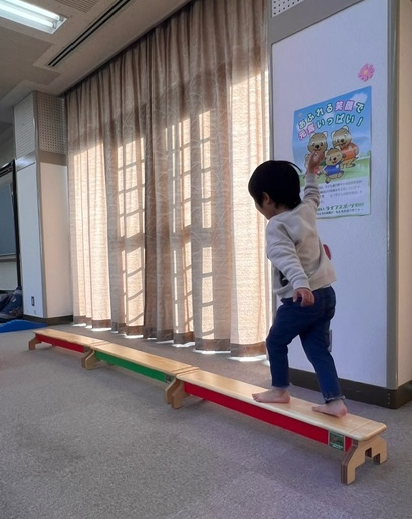 親子ではっぴータイムうんどうあそび写真１