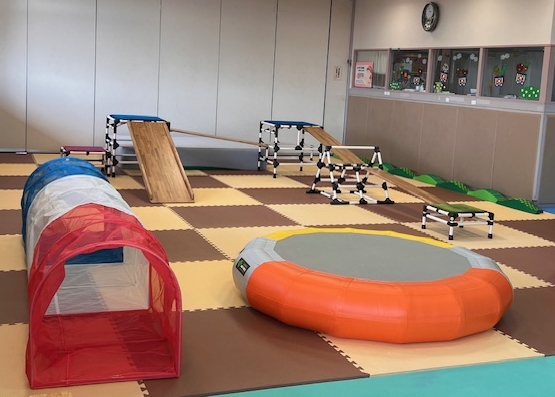 スキップKIDS遊具写真１