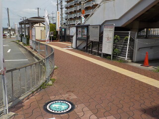 マンホール広告②遠景